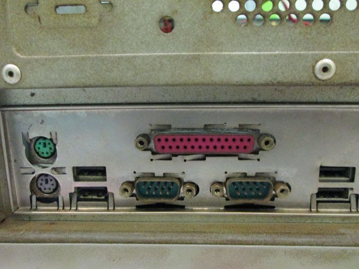 Bán bộ CPU Dual Core E5300 2.6 GHz/DDR2 2GB/HDD Seagate SATA 40GB - 17