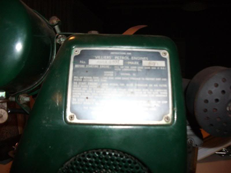 [Linked Image from i59.photobucket.com]