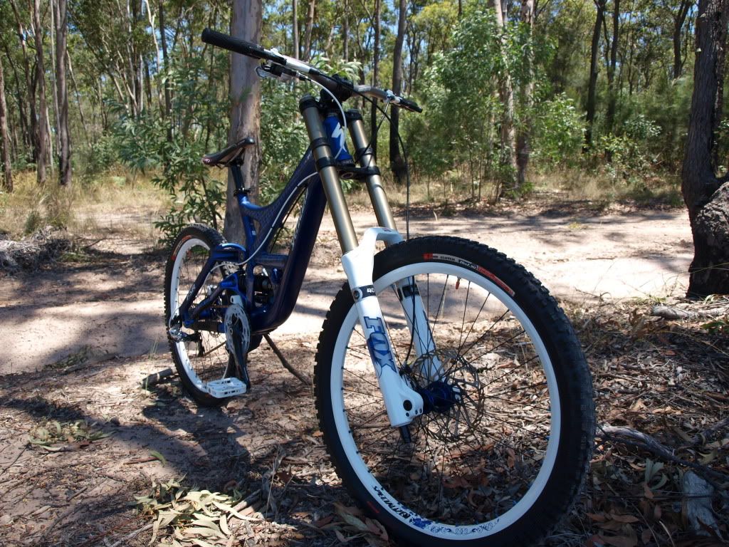 specialized demo 8 2009