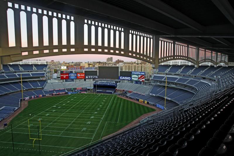photo yankeestadiumfootball_zps21068d7c.jpg
