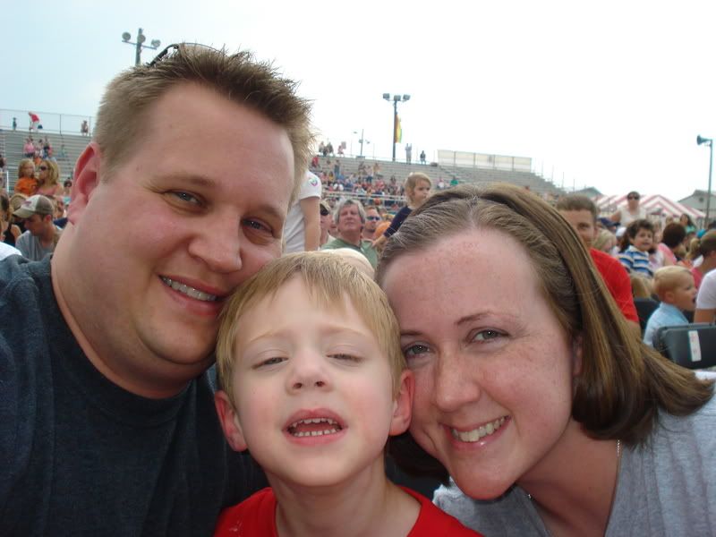 DSC01210.jpg At the Doodlebops concert! picture by thebandteacher