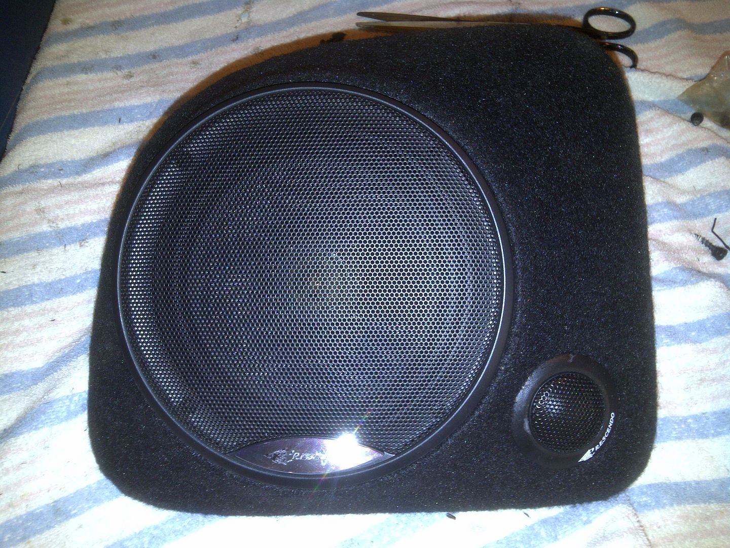 Custom Car Speaker Pods