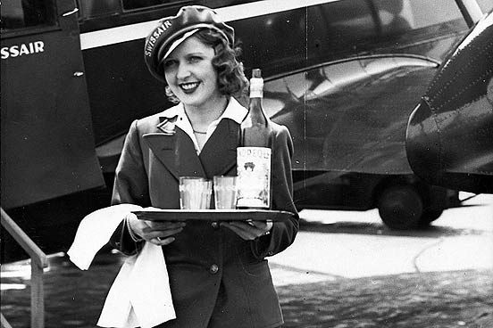 1920-flight-attendant-air-hostess-552nm-111709.jpg