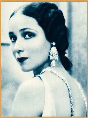 Dolores_del_Rio_from_Stars_of_the_P.jpg