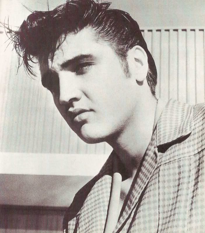Elvis1.jpg