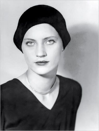 lee_miller_man_ray_1930.jpg