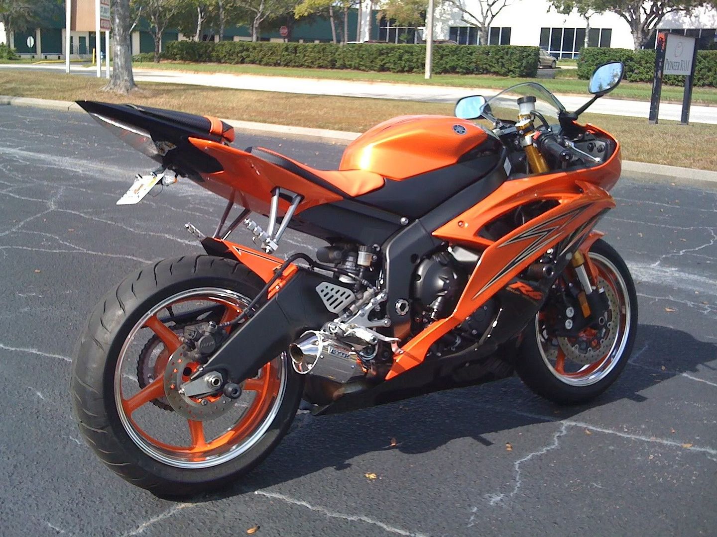 yamaha r6 orange