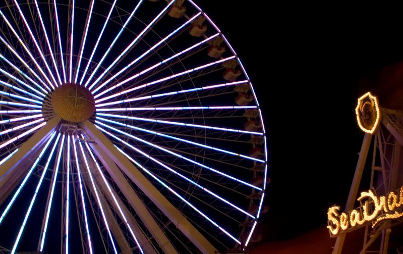 IMAGE: http://i59.photobucket.com/albums/g297/babsrulz/ferris.jpg