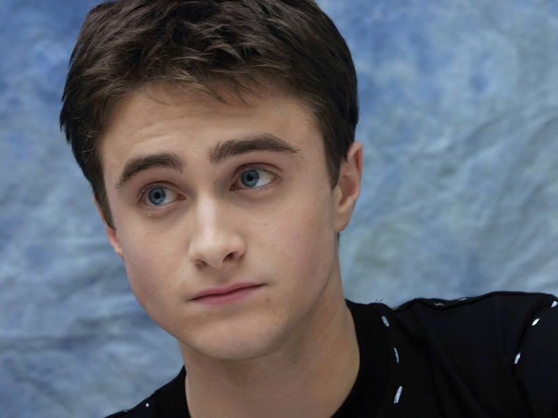 Daniel Radcliffe Wallpapers 2010. Harry Potter Star Daniel