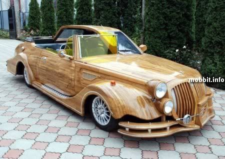 ukr-wooden-car_1.jpg