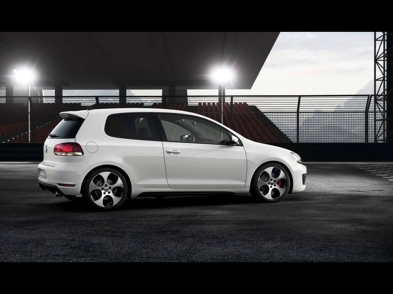 2009-Volkswagen-Golf-GTI-Design-Stu.jpg