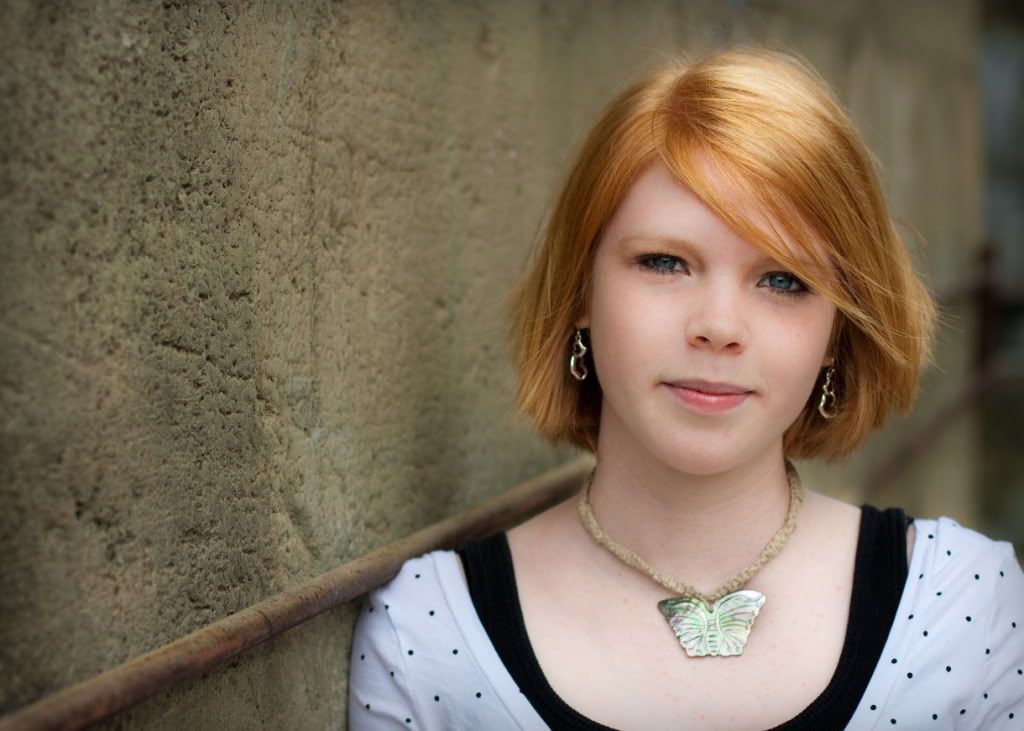 IMAGE: http://i59.photobucket.com/albums/g300/rlineberg/Lyida-18.jpg