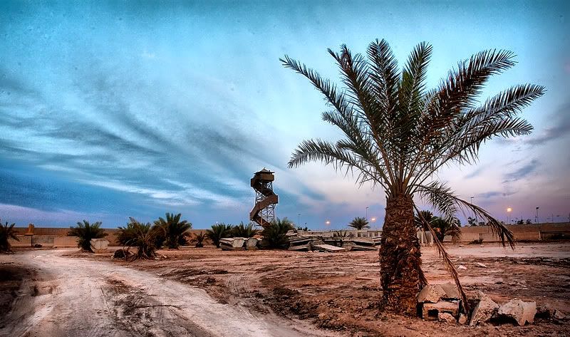 IMAGE: http://i59.photobucket.com/albums/g303/stathunter/p669683335-4_fhdr.jpg