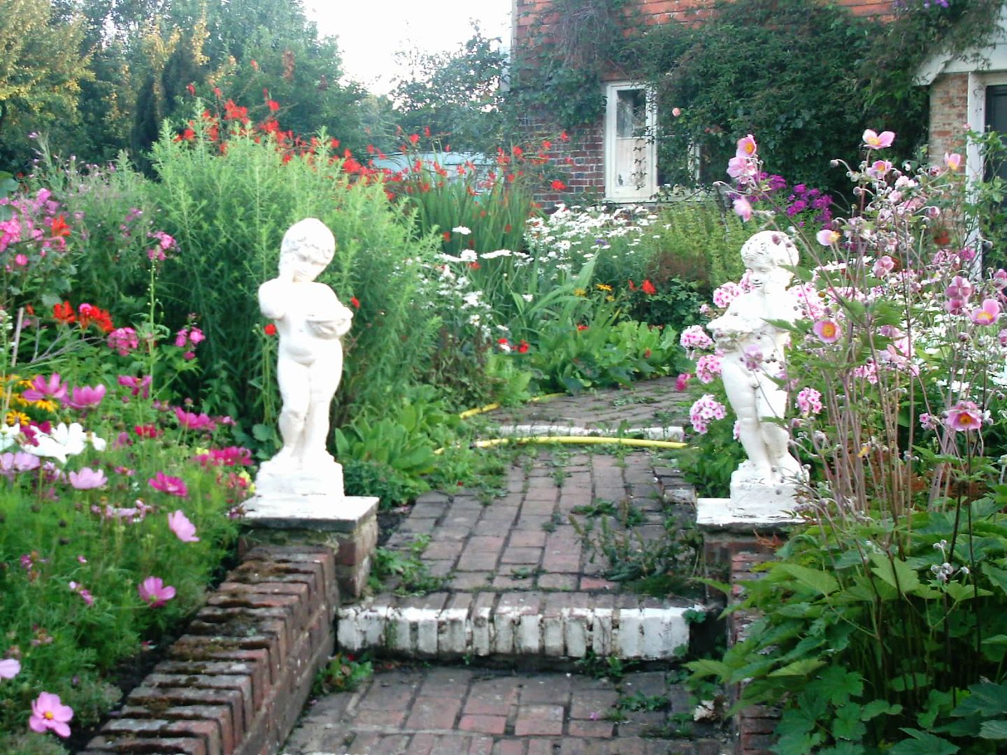 nice classical gnomes