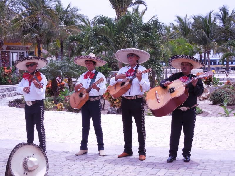 mariachi band photo: Cozumel, Mex DSCN0185.jpg