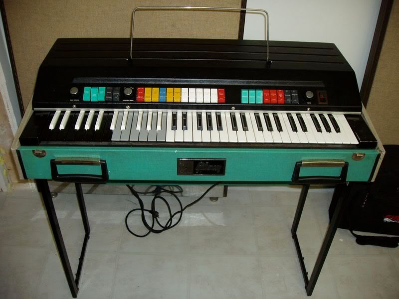 Gibson G101 portable organ Harmony Central