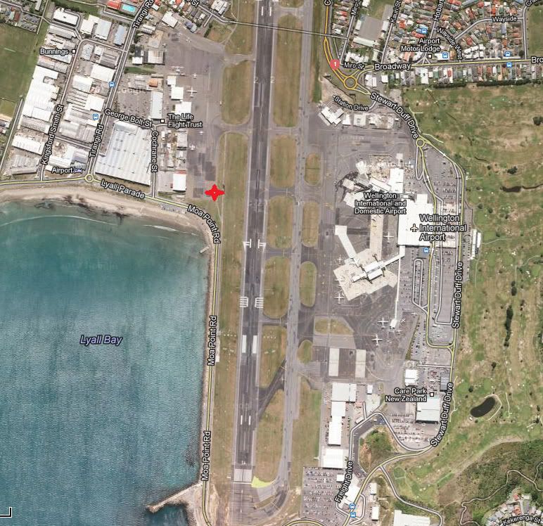 IMAGE: http://i59.photobucket.com/albums/g318/PhillipBrown/Untitled.jpg