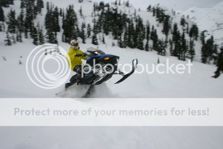 https://i59.photobucket.com/albums/g294/twigmar/sledding.jpg